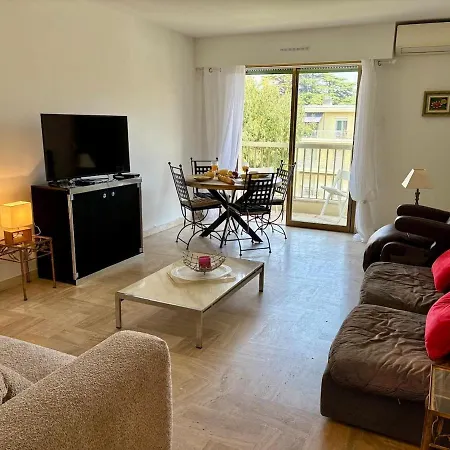 Apartment Eden Park Your Host Helper *